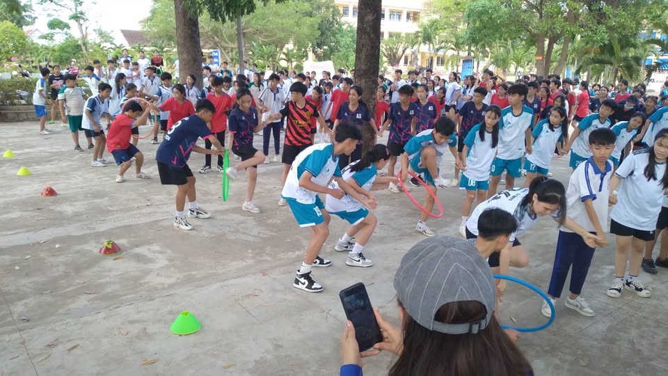 Trò chơi Chiếc vòng đoàn kết